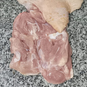 Pata muslo deshuesada con piel x kg